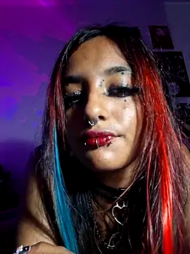 Snapshot of carolinerue chatting on October 2025 12:38:01 AM carolinerue online show from October 2025 12:38:01 AM