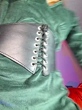 carolinerue online show from February 2026 04:45:01 AM