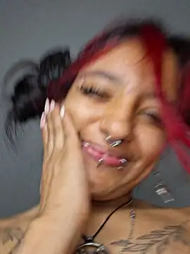 Snapshot of carolinerue chatting on May 2026 03:55:02 AM carolinerue online show from May 2026 03:55:02 AM