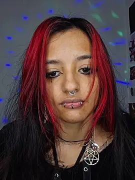 carolinerue online show from April 2026 07:53:01 AM