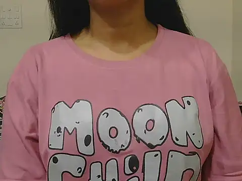 MISS SOMIYA online show from June 2026 07:33:01 PM