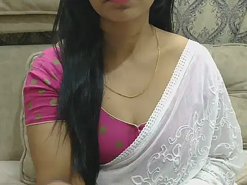 MISS SOMIYA online show from January 2026 06:47:02 PM