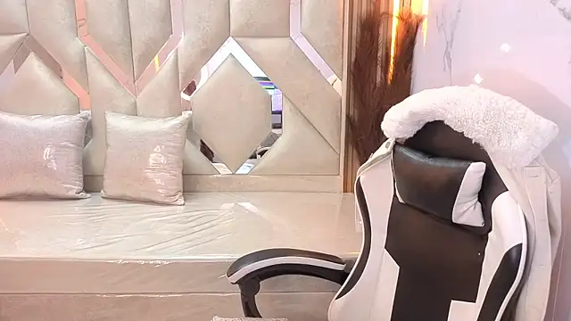 Snapshot of antonela_tp chatting on November 2025 01:33:01 PM antonela tp online show from November 2025 01:33:01 PM