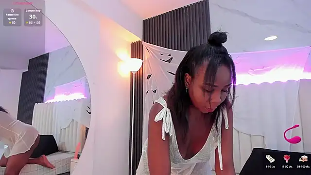 NalahCampbell online show from November 2025 04:34:01 PM