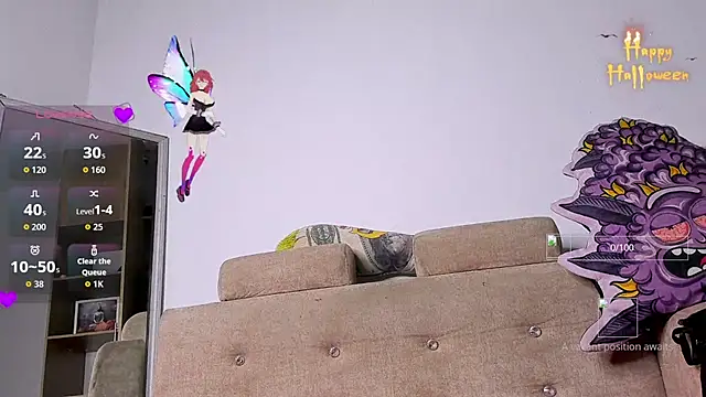 Snapshot of GiuliaCash chatting on November 2025 02:43:02 PM GiuliaCash online show from November 2025 02:43:02 PM