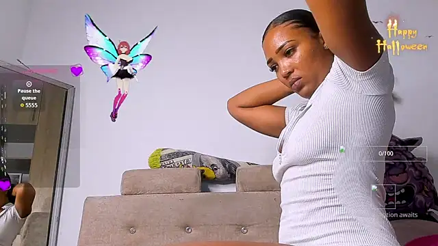 Snapshot of GiuliaCash chatting on November 2025 03:29:02 PM GiuliaCash online show from November 2025 03:29:02 PM