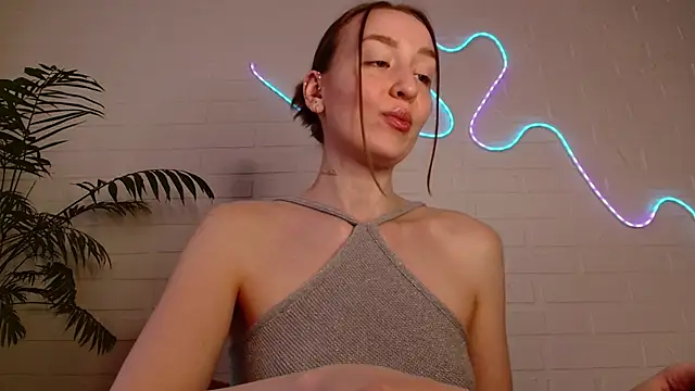 WhitePrincessLuna online show from March 2026 02:39:02 PM