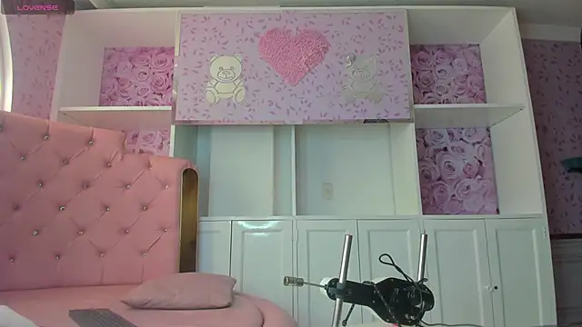 Snapshot of Teffy_Cute_ chatting on October 2025 03:13:02 PM Teffy Cute online show from October 2025 03:13:02 PM
