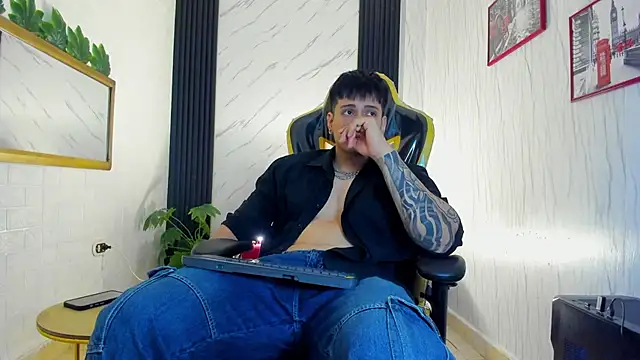 xKevyn online show from October 2025 12:26:02 PM