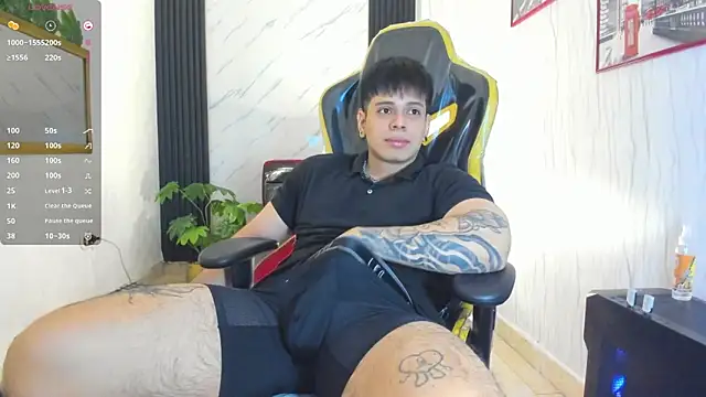 xKevyn online show from November 2025 12:38:01 PM