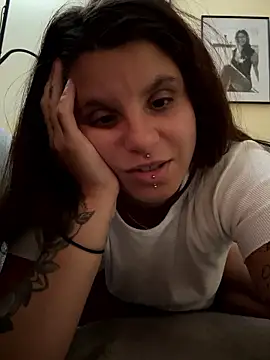 Snapshot of Brutecia2002 chatting on May 2026 09:30:02 AM Brutecia2002 online show from May 2026 09:30:02 AM
