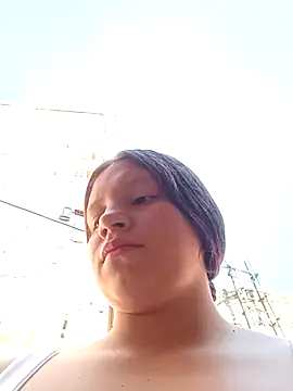 Shell Latina online show from October 2025 01:54:01 PM