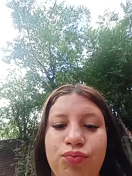 Shell Latina online show from November 2025 01:55:01 PM