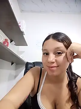 Shell Latina online show from March 2026 04:33:01 AM