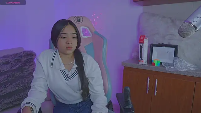 buttercup li online show from September 2025 01:28:01 AM