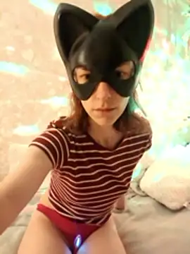 SecretIna online show from May 2026 07:54:01 PM