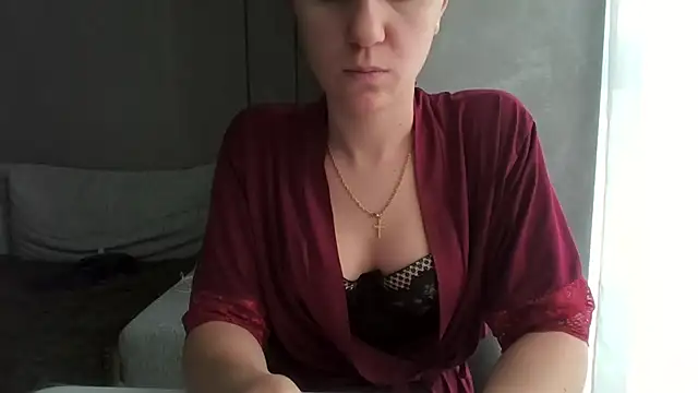 MrsAlice online show from October 2025 06:28:01 AM