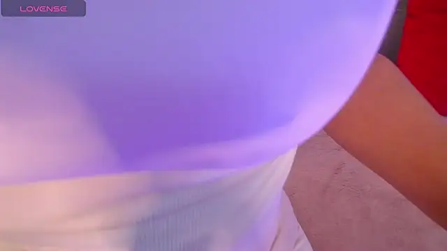 Snapshot of AmbarBega chatting on September 2025 11:54:01 AM AmbarBega online show from September 2025 11:54:01 AM