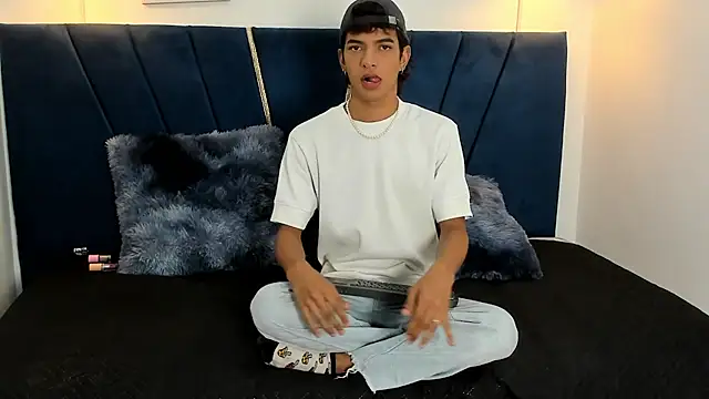 maicol cum23 online show from September 2025 01:32:02 PM