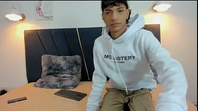 maicol cum23 online show from October 2025 01:34:02 PM