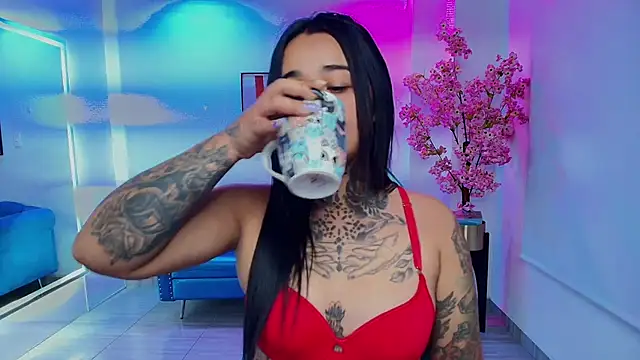 Black roseee online show from February 2026 03:47:01 AM