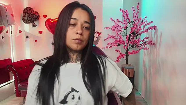 Black roseee online show from February 2026 03:37:01 AM