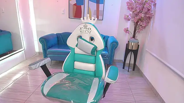 Black roseee online show from April 2026 03:44:02 AM