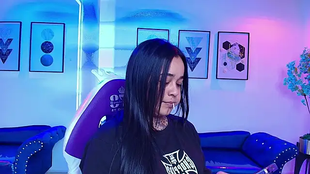 Black roseee online show from March 2026 03:52:01 AM