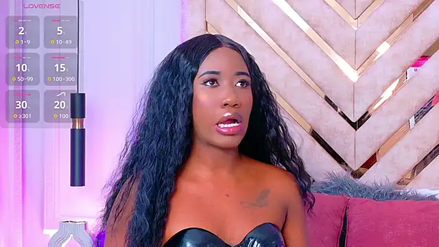 Rossie-Cameron online show from February 2026 07:44:01 PM