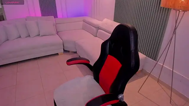 Maddyson parker online show from November 2025 03:07:01 AM