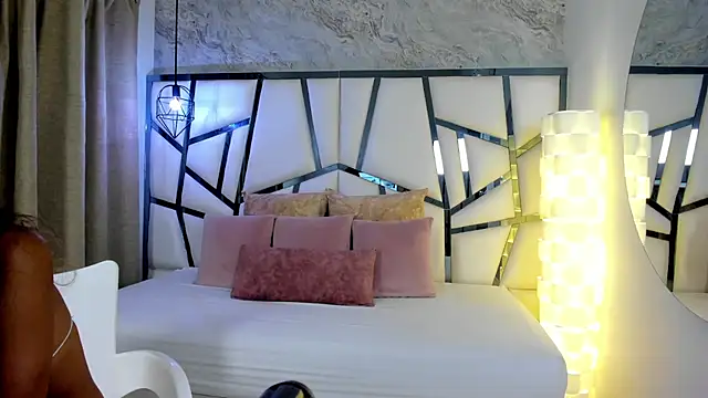 Susanna Cute online show from February 2026 01:29:01 PM