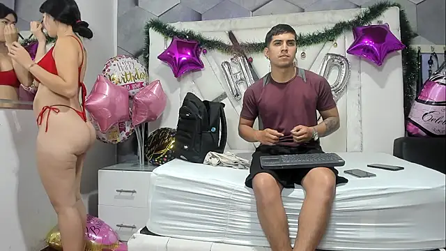 Sarahwalkerr online show from December 2025 08:28:02 PM