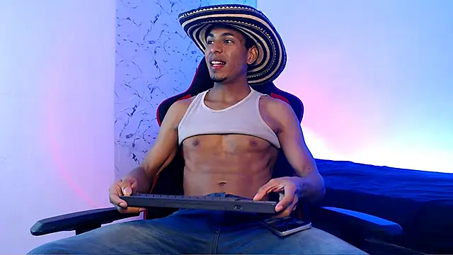 lorian vikel online show from November 2025 09:19:01 PM