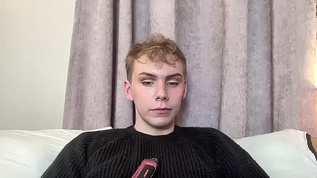 scottishtwink01 online show from October 2025 10:01:02 PM