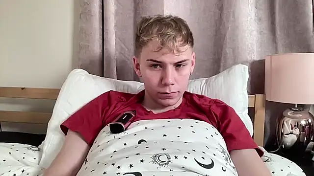 scottishtwink01 online show from September 2025 10:28:02 PM