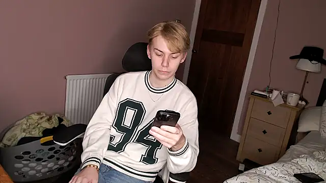 scottishtwink01 online show from September 2025 12:55:01 PM