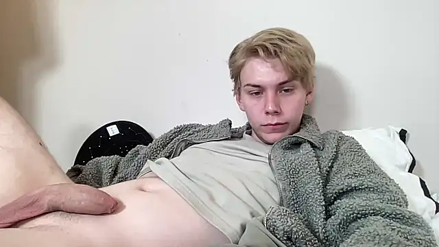 scottishtwink01 online show from September 2025 12:00:02 AM