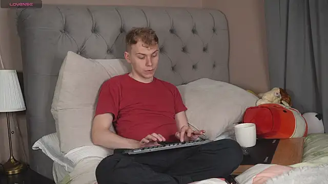 scottishtwink01 online show from May 2026 02:11:02 PM