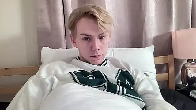 scottishtwink01 online show from October 2025 11:19:01 PM