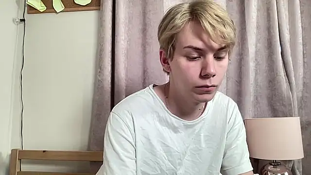 scottishtwink01 online show from September 2025 04:02:02 PM