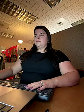 PlayWithBrittany online show from October 2025 01:43:01 PM