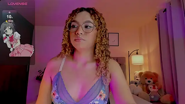 Snapshot of OxanaFedorova1- chatting on June 2026 09:15:01 PM OxanaFedorova1- online show from June 2026 09:15:01 PM