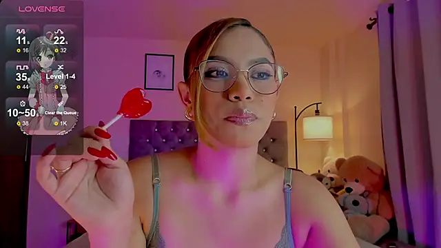 Snapshot of OxanaFedorova1- chatting on July 2026 08:56:02 PM OxanaFedorova1- online show from July 2026 08:56:02 PM