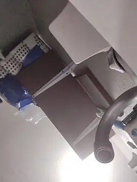 Santiagoqro85 online show from March 2026 03:02:01 AM