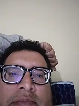 Santiagoqro85 online show from February 2026 04:07:01 AM