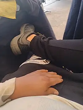 Santiagoqro85 online show from December 2025 06:07:01 PM