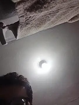 Santiagoqro85 online show from April 2026 02:29:02 AM