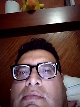 Snapshot of Santiagoqro85 chatting on September 2025 05:36:02 AM Santiagoqro85 online show from September 2025 05:36:02 AM