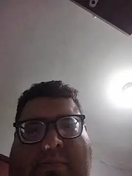 Santiagoqro85 online show from May 2026 02:59:01 AM