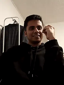 Snapshot of eyepach96 chatting on September 2025 09:43:01 PM eyepach96 online show from September 2025 09:43:01 PM